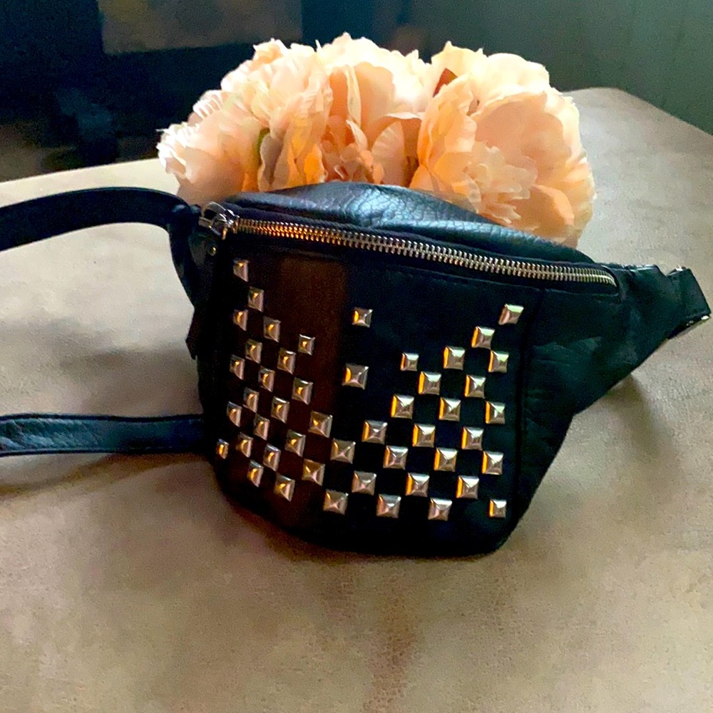 Belt black bag